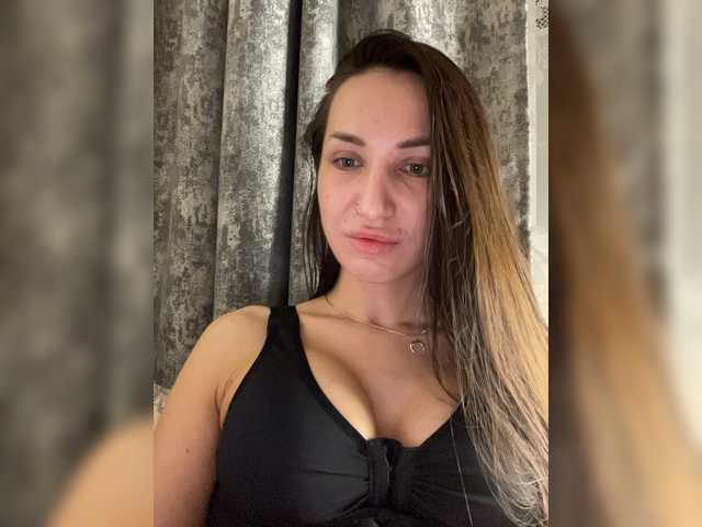 Емитувани слики од екранот -MILFANN-