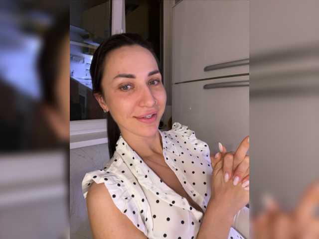 Емитувани слики од екранот -MILFANN-