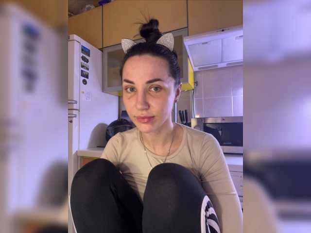 Емитувани слики од екранот -MILFANN-