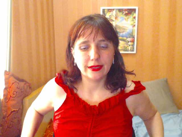 Емитувани слики од екранот -BettyFoxy