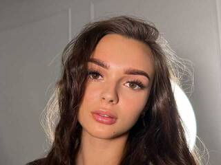 Еротски видео разговор -NeoN-BabY-