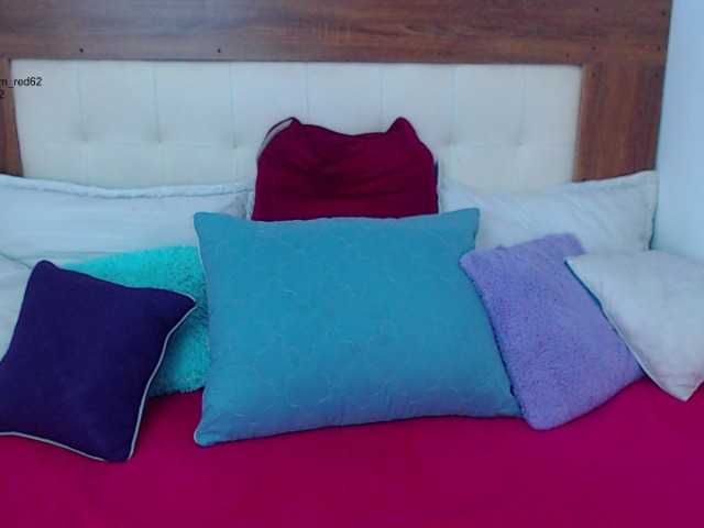 Емитувани слики од екранот -cherry-red