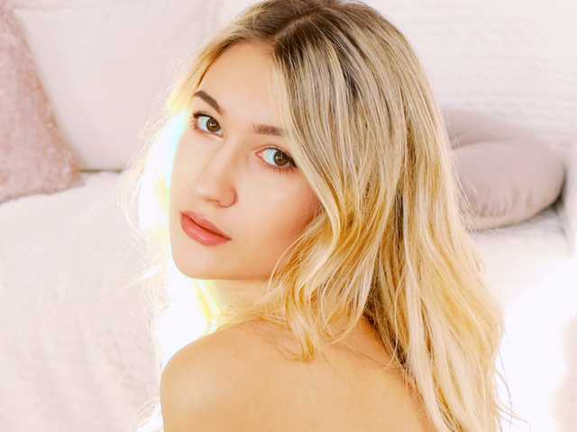 Фотографија на профилот -Lana-Chester-