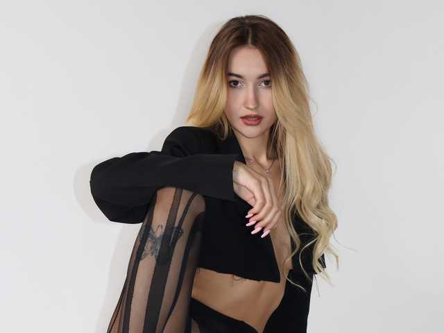 Фотографија на профилот -Lana-Chester-