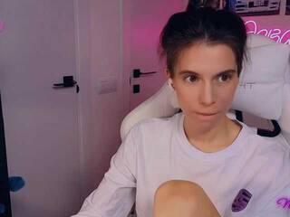 Еротски видео разговор ni_kiss