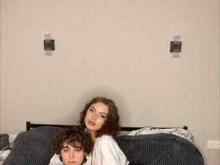 Еротски видео разговор 2Sweet4Yours