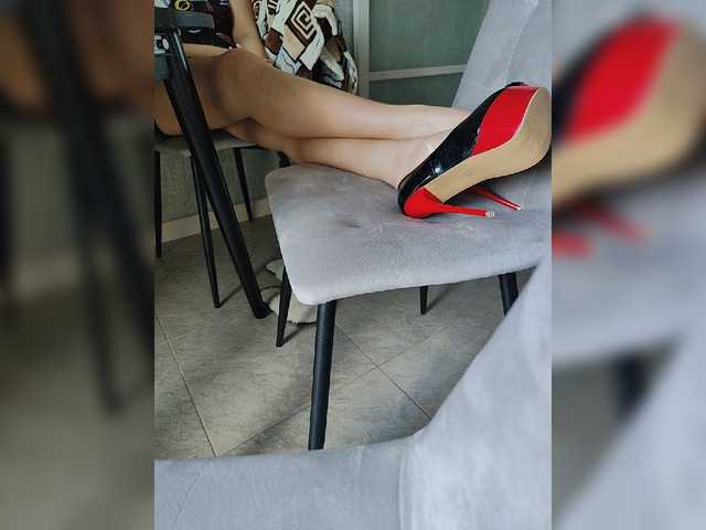 Фотографии 69HighHeels69