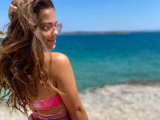 Еротски видео разговор AaliyahHadid