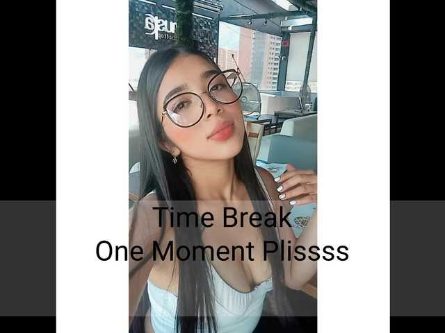 Емитувани слики од екранот AbbieTaylor