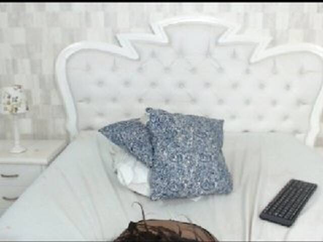 Емитувани слики од екранот AbbigailSmith