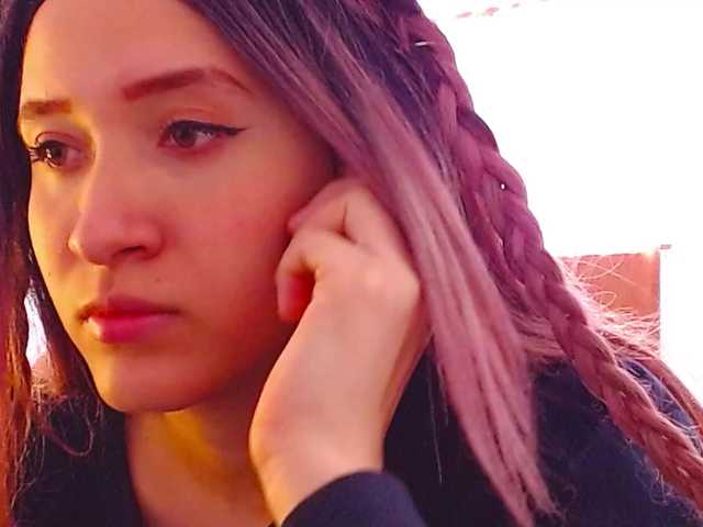 Емитувани слики од екранот AbbyHerrera