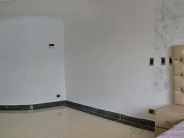 Емитувани слики од екранот Abbyqueen