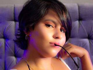 Еротски видео разговор AbellaSmith