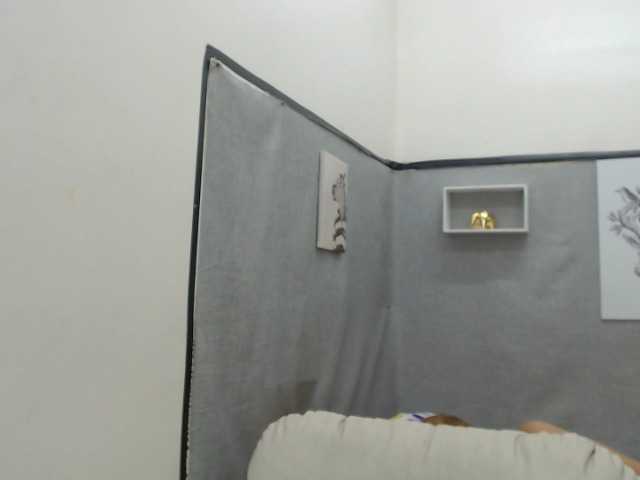 Емитувани слики од екранот abril201