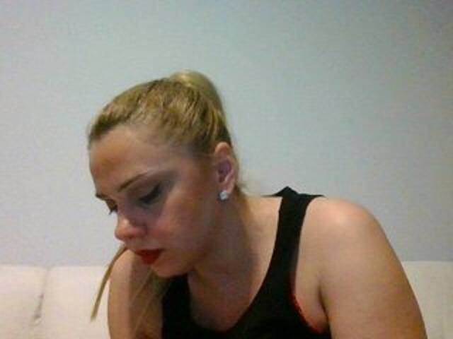 Емитувани слики од екранот Absynth