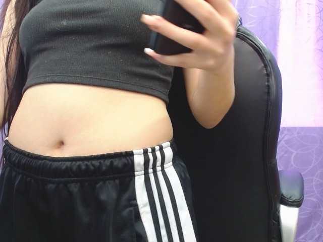 Емитувани слики од екранот Abyjhonson