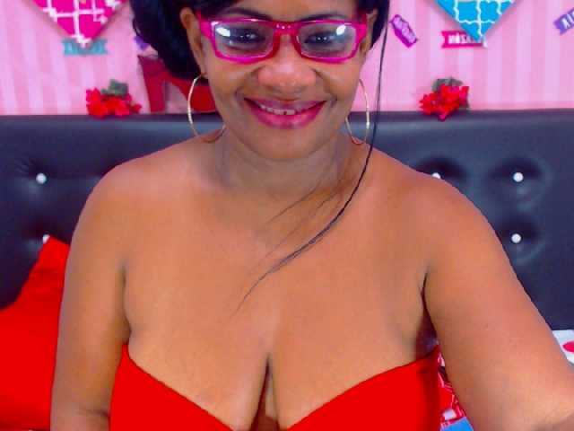 Фотографии AdaBlake Welcome to my room! let's have a horny morning #lovense lush: #allnatural #ebony #pussy #squirt #latina bigtits #bigass - #cum show at goal!