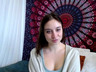 Еротски видео разговор AdalynGlow