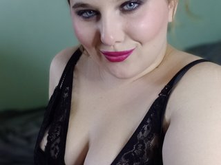 Еротски видео разговор Adelaide