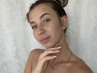 Еротски видео разговор Adeletaylorr