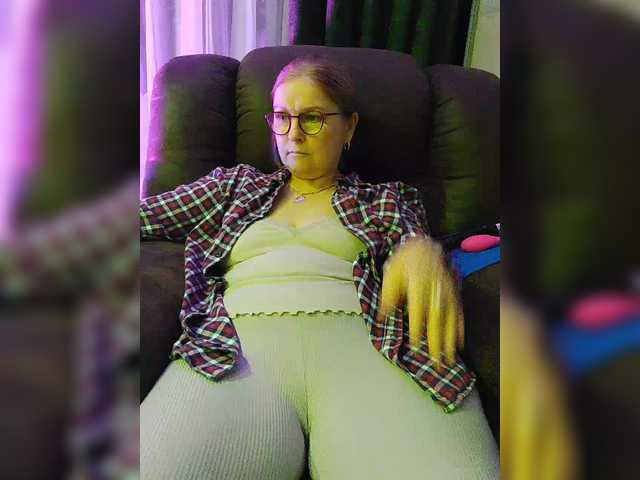 Емитувани слики од екранот Hot_frenzy