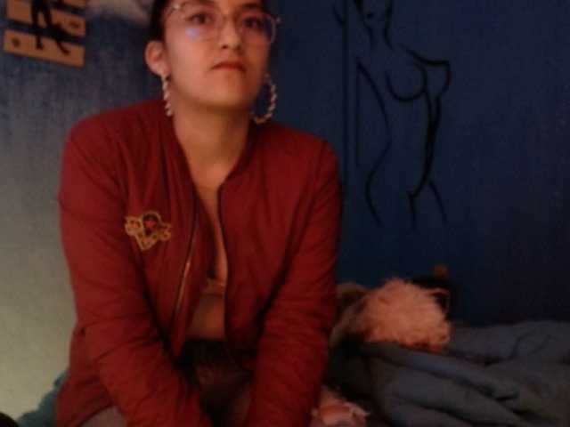 Емитувани слики од екранот Afrodita-11