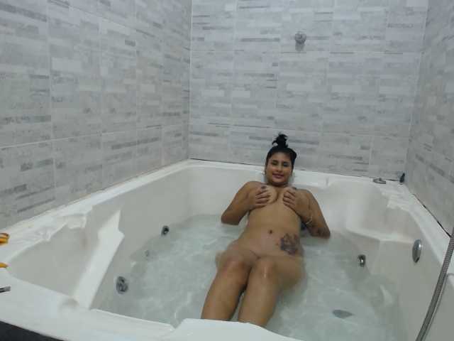 Емитувани слики од екранот AFRODITA141