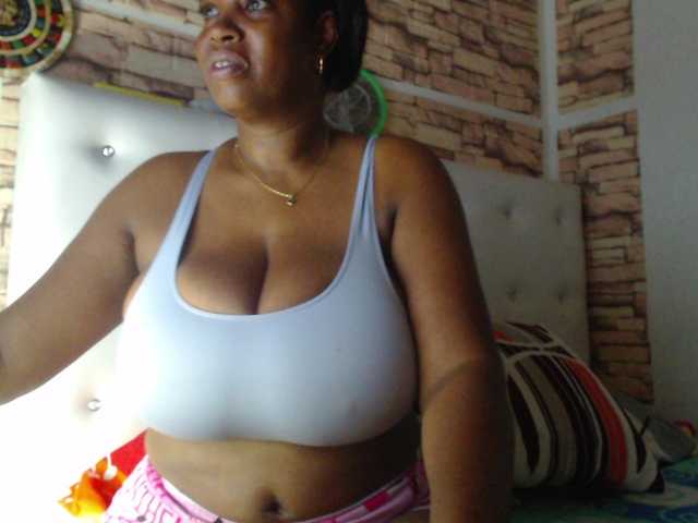 Фотографии agatafox #mature #ebony #big tits #play lovense #latina #lovense