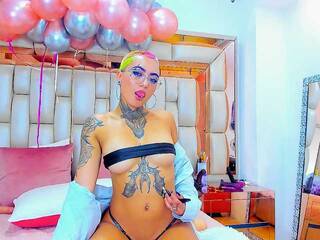 Еротски видео разговор AgataWild