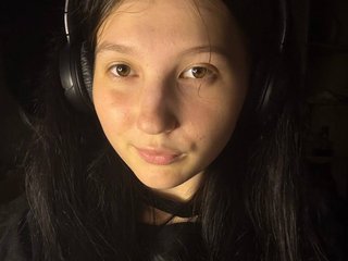 Еротски видео разговор AideLandaker