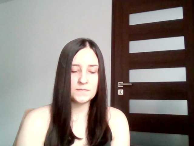 Емитувани слики од екранот AlaiaJoy