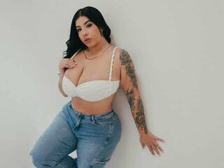 Еротски видео разговор AlanaWade