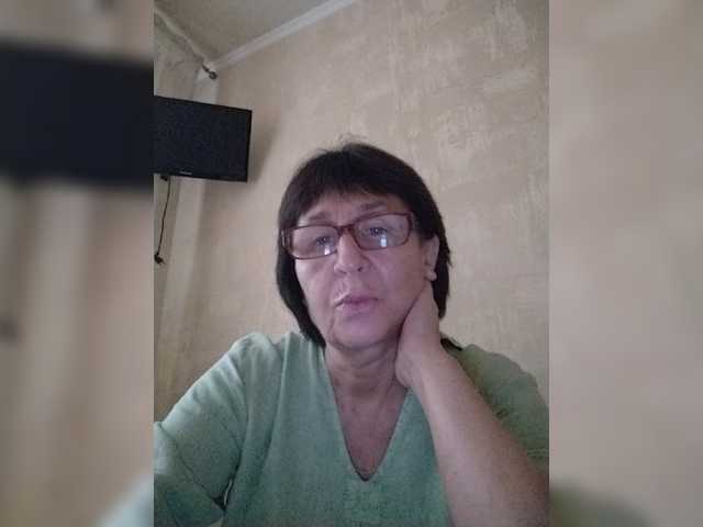 Емитувани слики од екранот AlbinaXPretty