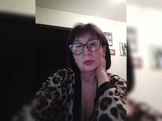 Емитувани слики од екранот AlbinaXPretty