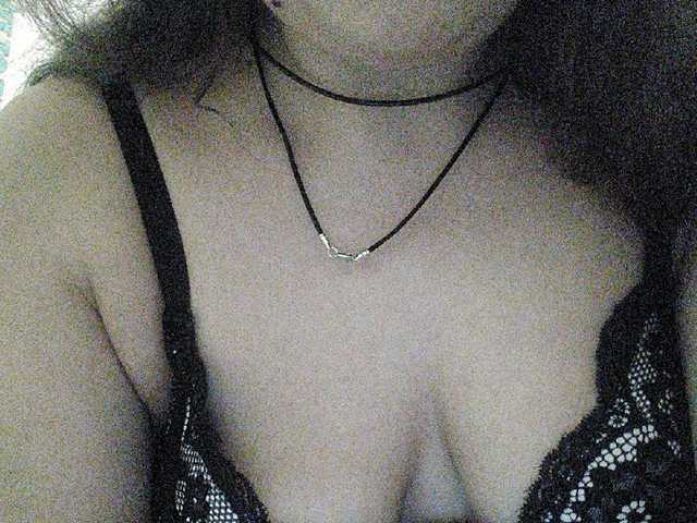 Емитувани слики од екранот AlbinaYees