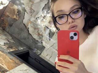 Еротски видео разговор EliVii