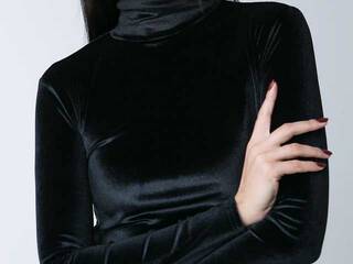 Еротски видео разговор Alenne-trx