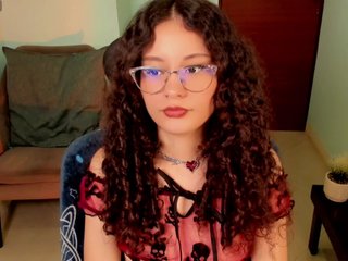 Еротски видео разговор Alexa-Daddario