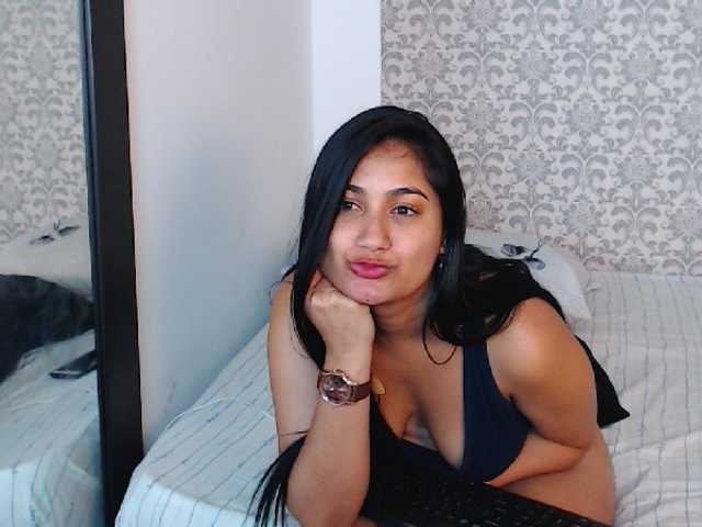 Фотографии AlexaCruz Hey come and tell me wht blow your mind!Make you cum with my squirts!! #new #clit #ass #pussy #latina #boobs #curvy