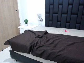 Емитувани слики од екранот alexagill