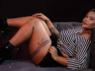 Еротски видео разговор AlexaGreat88