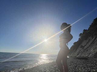 Еротски видео разговор NIZAMOVA