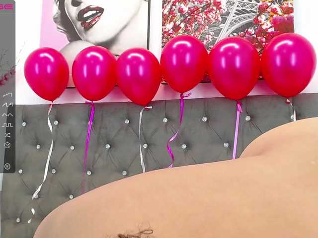 Емитувани слики од екранот AlexaStone1