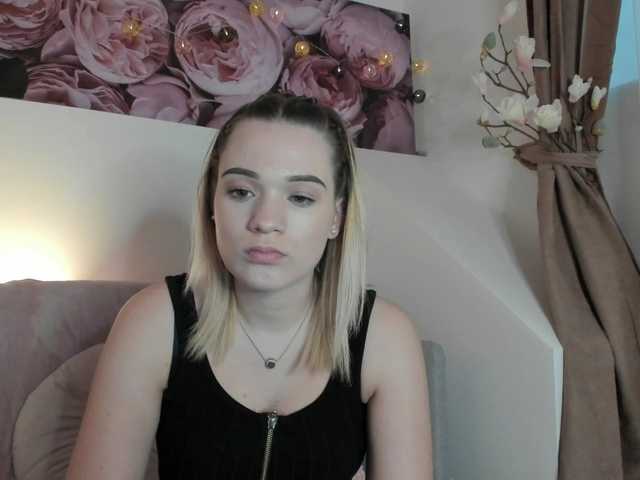 Фотографии AlexisTexas18 Another rainy day here, i am here for fun and chat-- naked and cum in pvt xx #18 #blonde #cute #teen #mistress