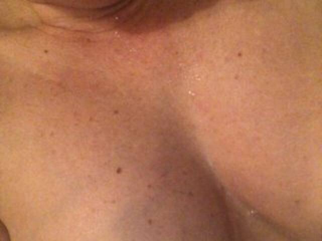 Емитувани слики од екранот Alianakiss