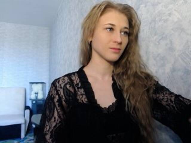 Емитувани слики од екранот Alice88888