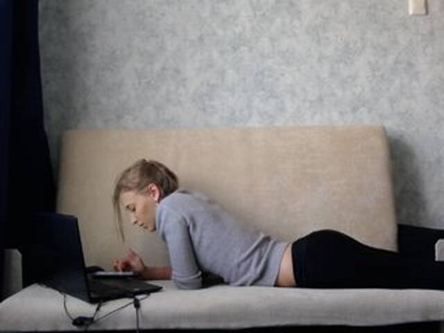 Емитувани слики од екранот Alice88888