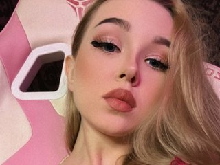 Еротски видео разговор AliceDavidson