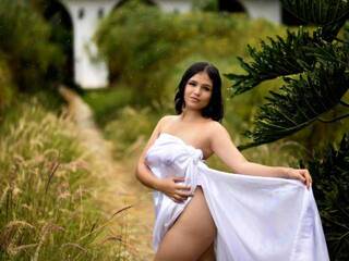 Еротски видео разговор AliciaGolman