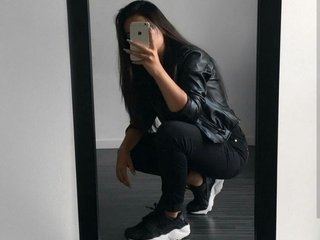 Еротски видео разговор Alina-64